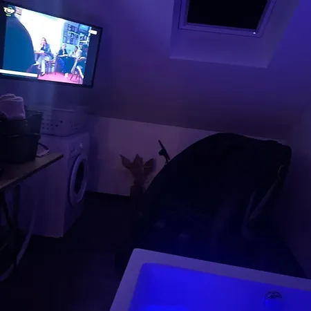 Evasion Centre Proche Du Mont Saint Michel דירה